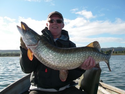 Barry Hawyes with 20.08 on deadbait